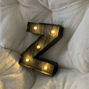 Decorative Z Letter Light
